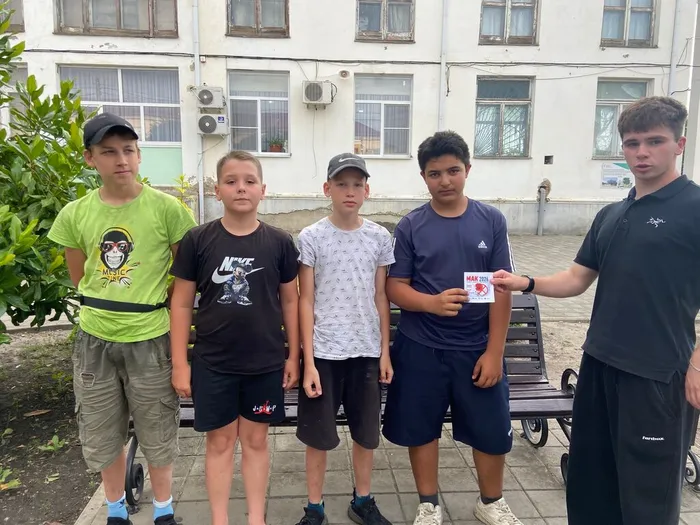 KoV00WCVF4uZONNgPfKE9lR-4YPKHxm4G4FuRL7z9NxAmnvaY9renmlUKmOERFr_ZHK8rMc3r3LkzhJCImLezwtD